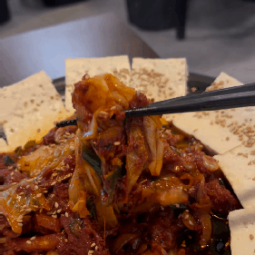 Best Korean Pancake Bar in Yaksu Seoul – Jujeon Traditional Pub Review (Makgeolli & Jeon in Sindang-dong)