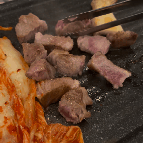 🥩 Best Korean BBQ Near Seoul Station – Rooftop Dining at Pungmun Meat House